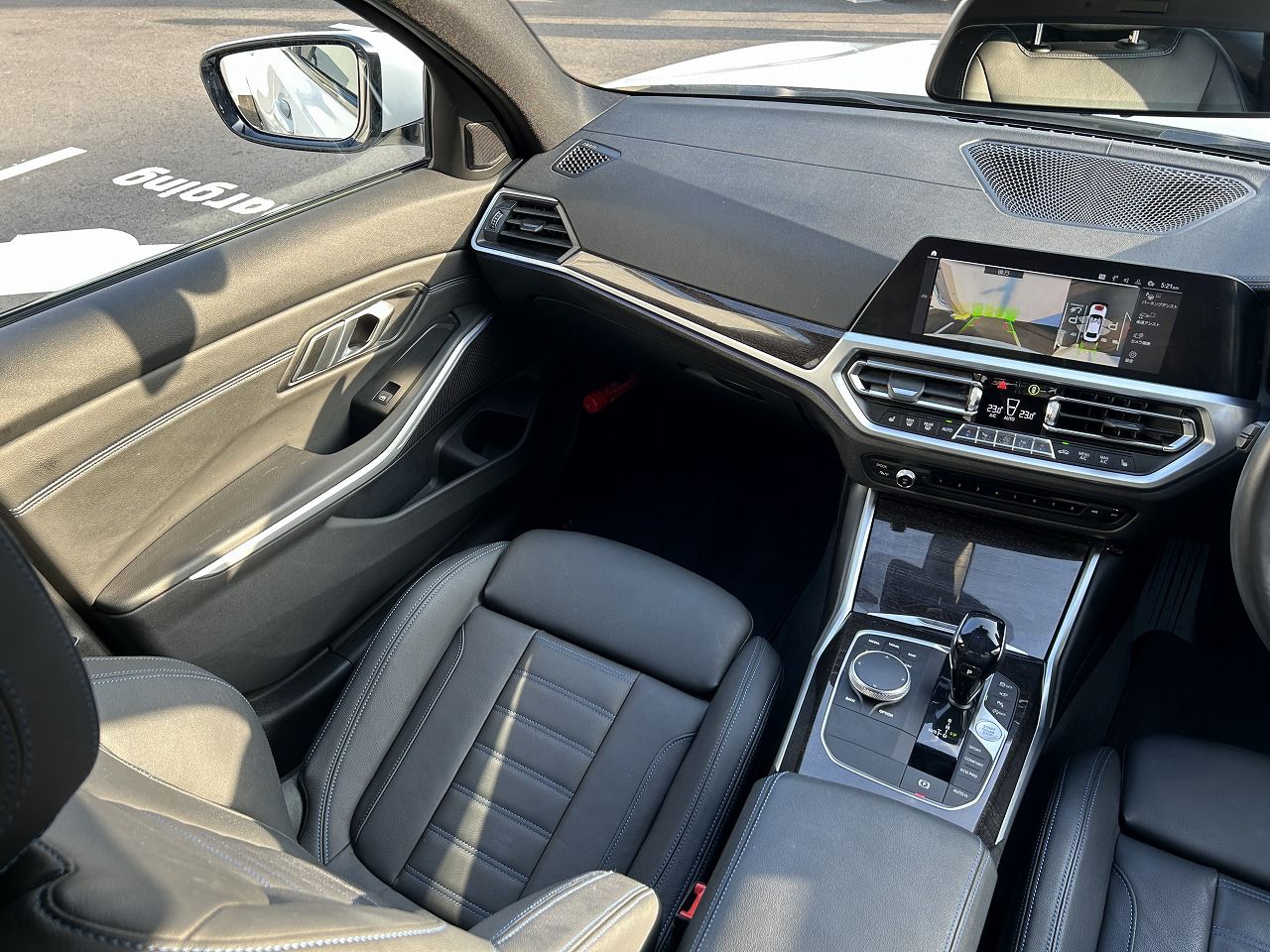 G20 320d xDrive RHD Saloon