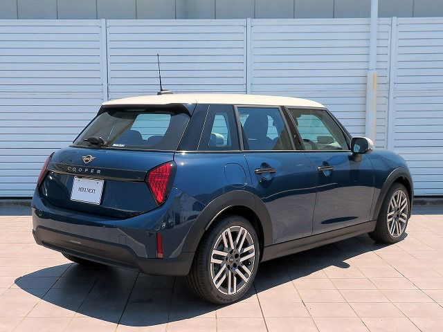 MINI Cooper C 5-doors