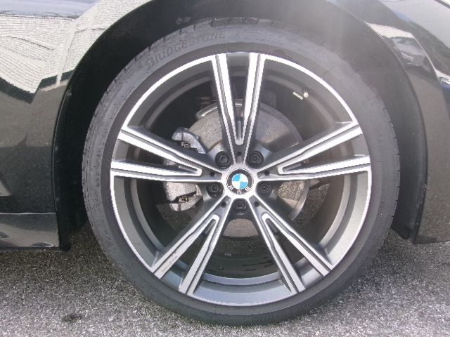 320d xDrive Berline RHD