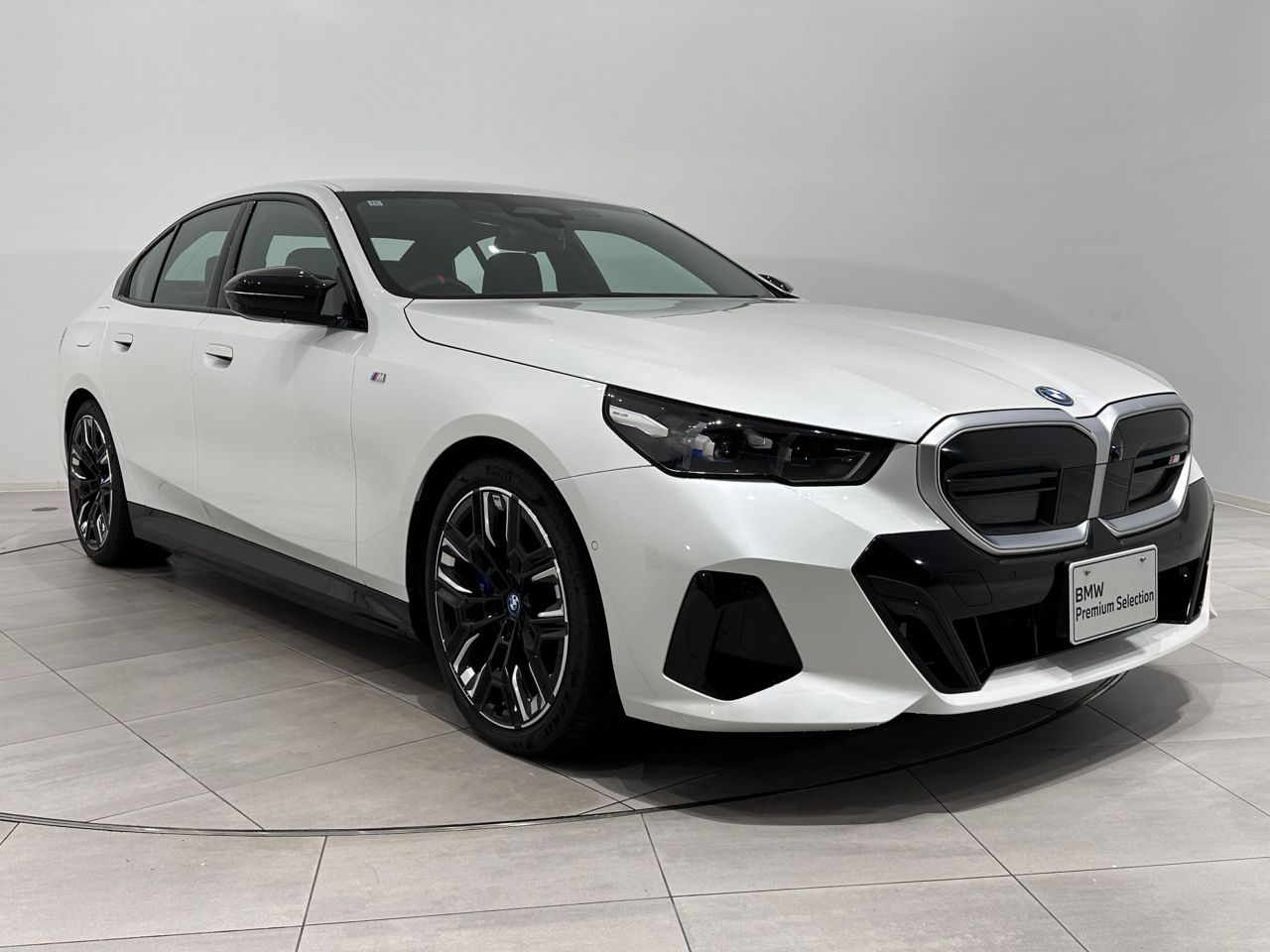 BMW i5 M60 xDrive Sedan RHD