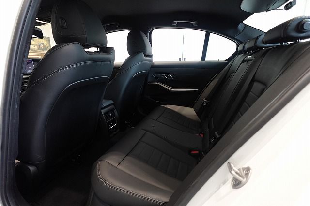 G20 320i Saloon LCI RHD MX