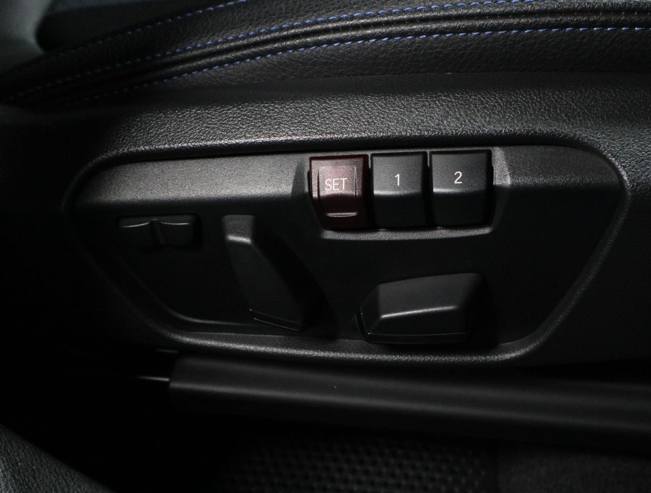 X1 sDrive18i RHD