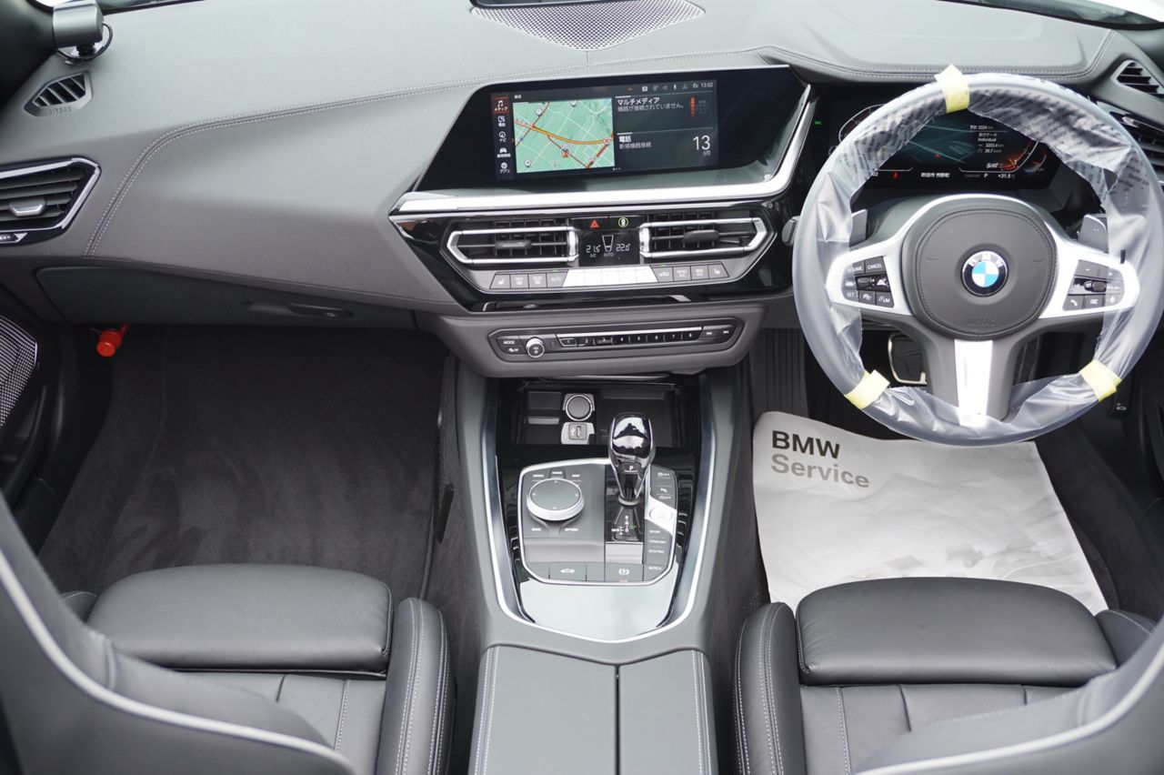 G29 z4 sDrive20i RHD