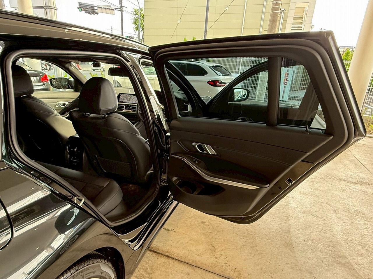G21 318i Touring