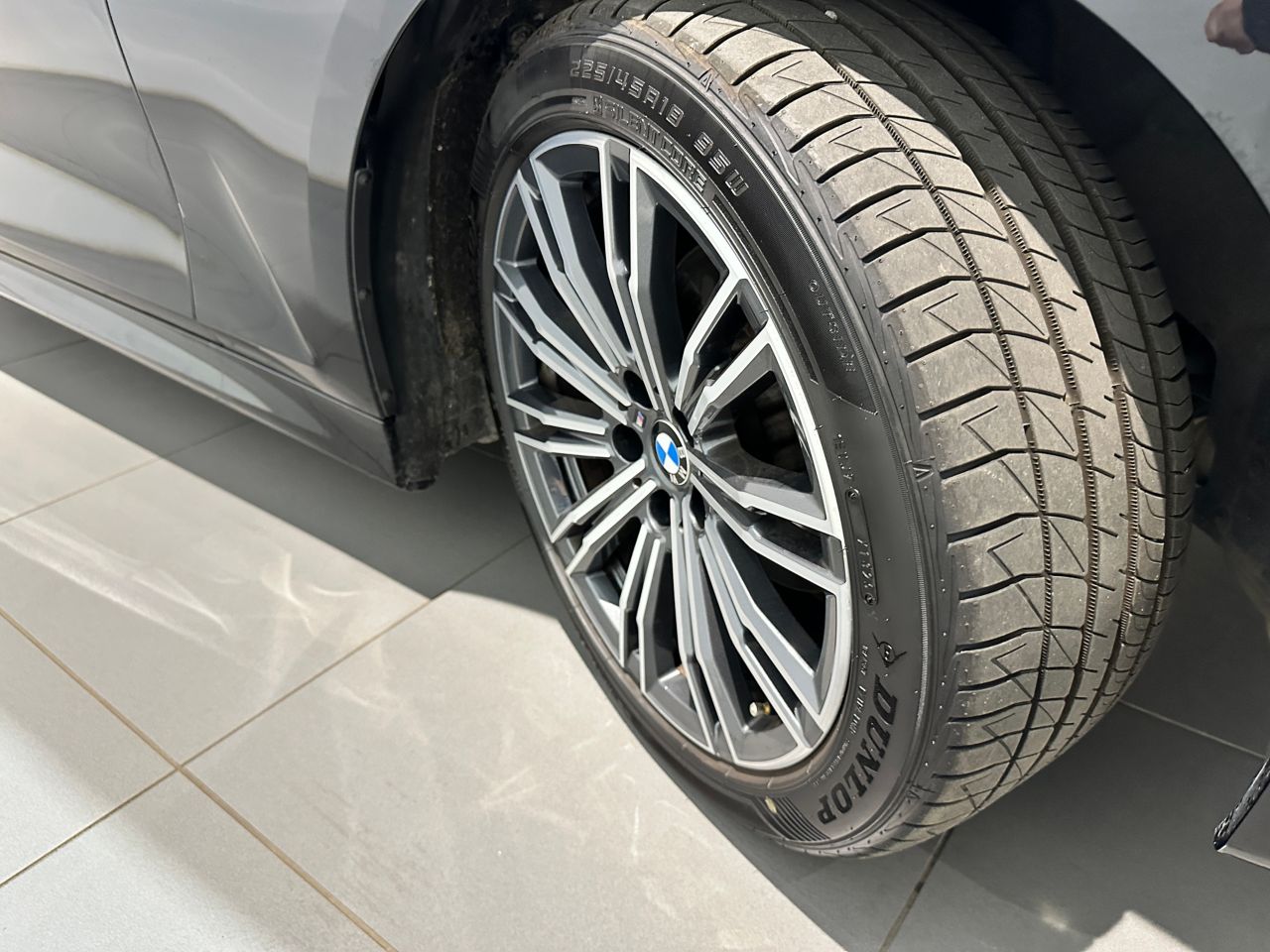 G20 320d xDrive RHD Saloon