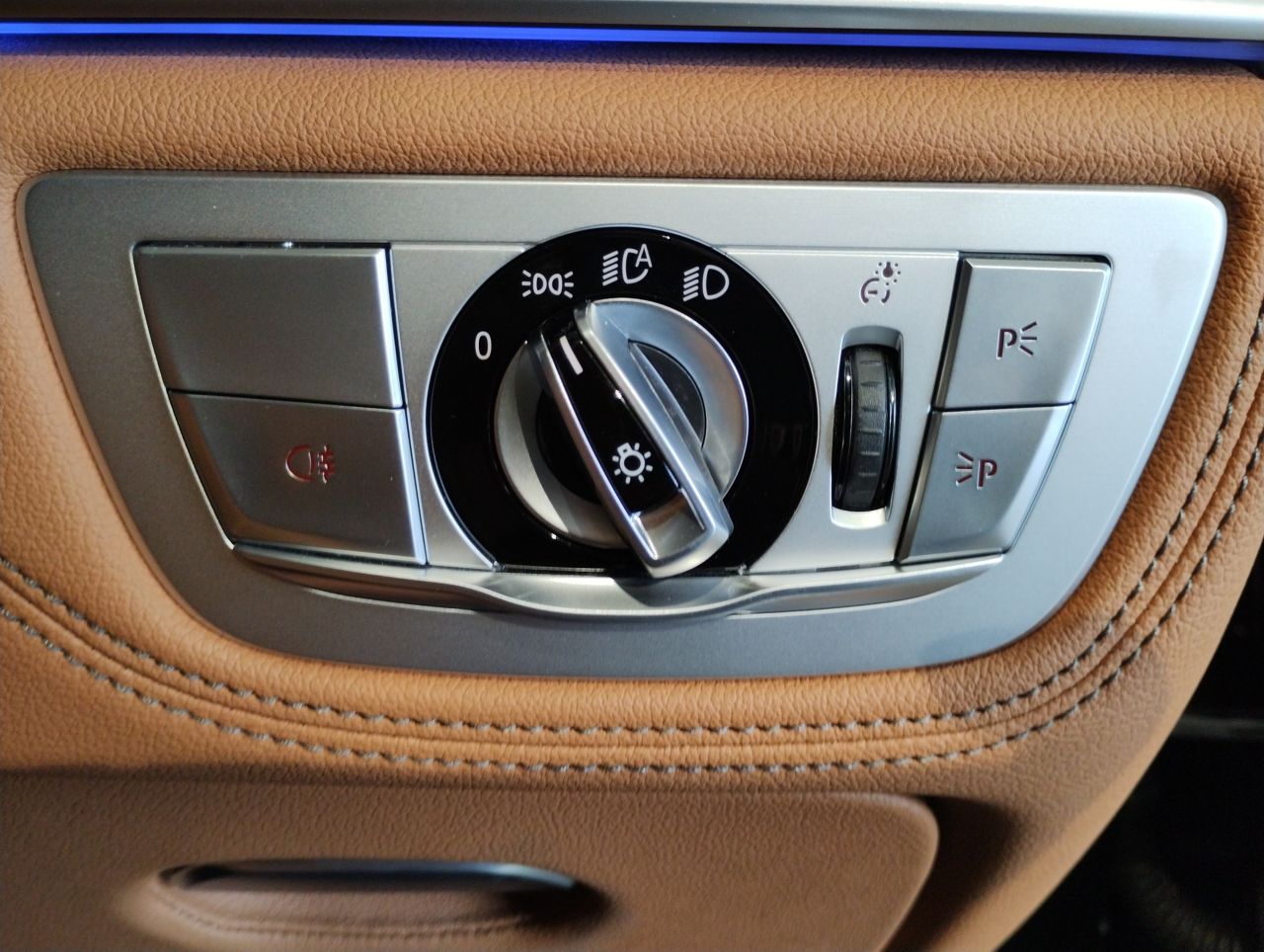 G12 740Li Saloon LCI