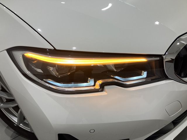 G21 320d xDrive Touring RHD