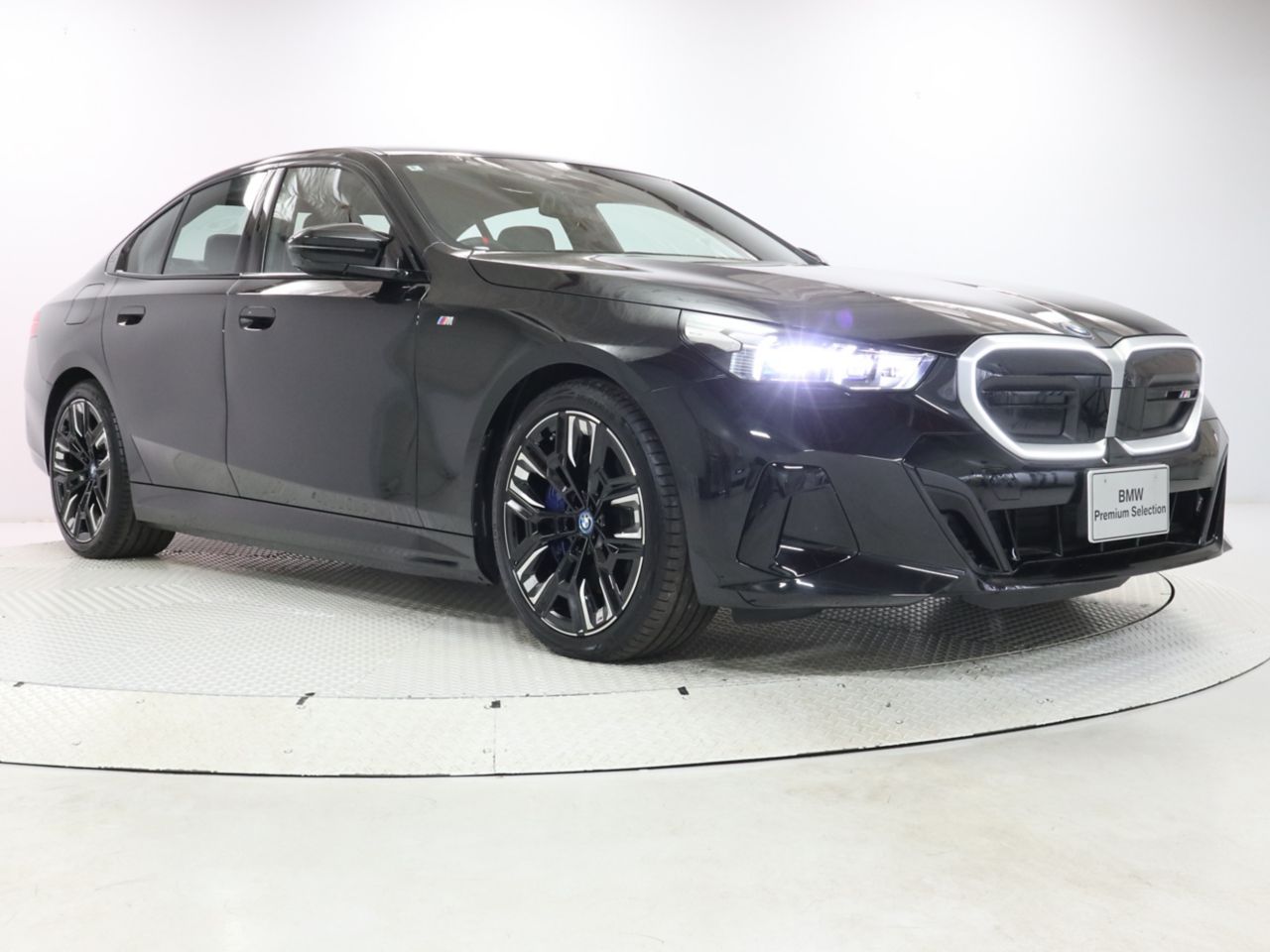 BMW i5 M60 xDrive Sedan RHD