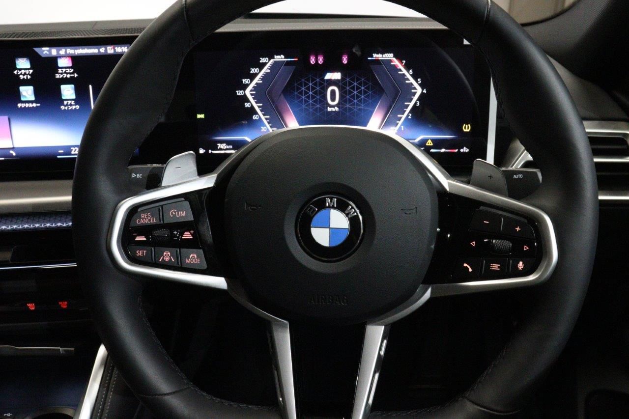 G** ***i G*** C**** ***