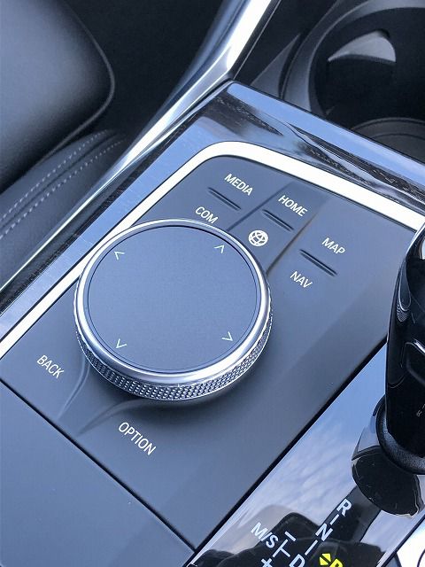 G20 330e Saloon RHD