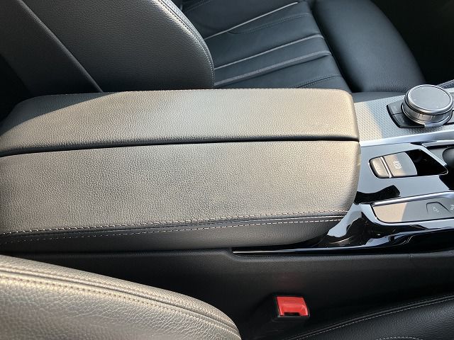 G23 420i Convertible RHD