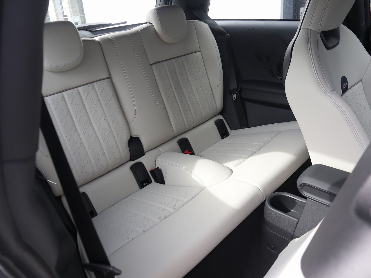 F66 MINI Cooper C 3Dr