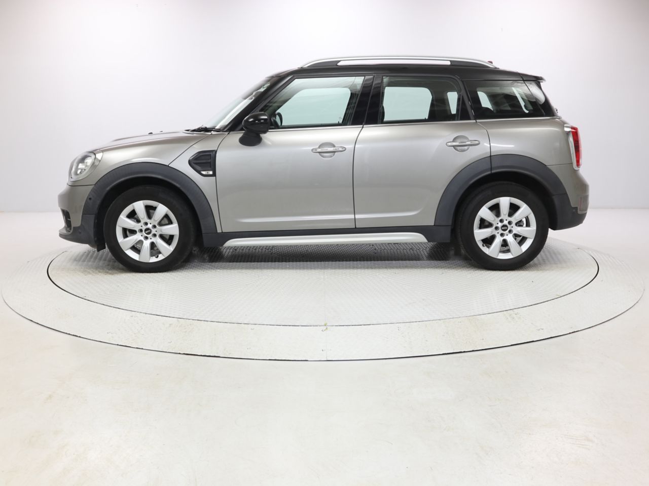 MINI CROSSOVER COOPER D