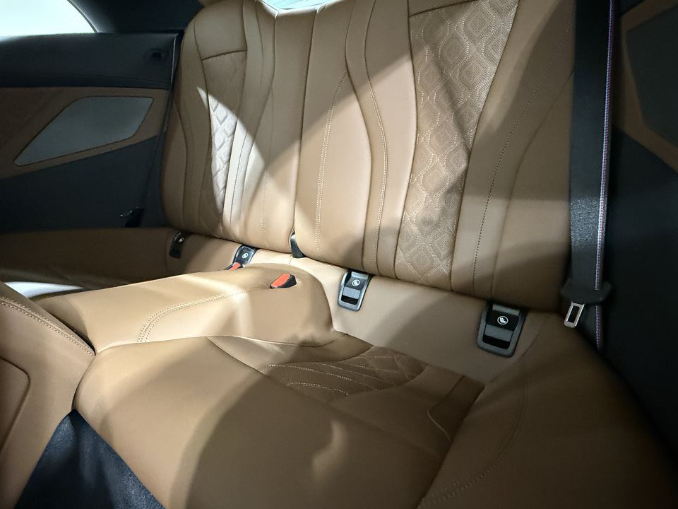BMW M8