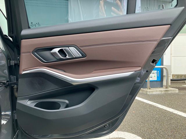 G21 320d xDrive Touring RHD