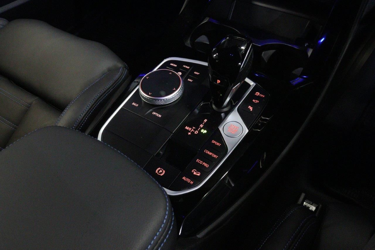 G01 X3 M40d RHD LCI ZA