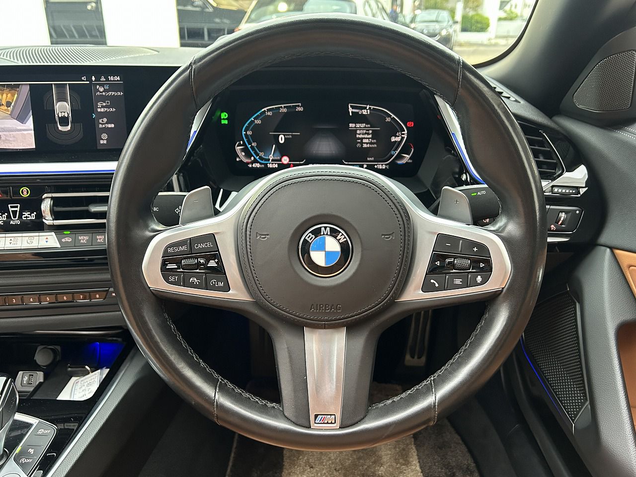 G29 z4 sDrive20i RHD