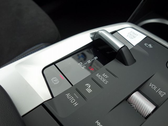 X2 M35i xDrive RHD