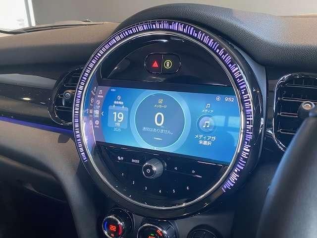 MINI Cooper F56 RHD