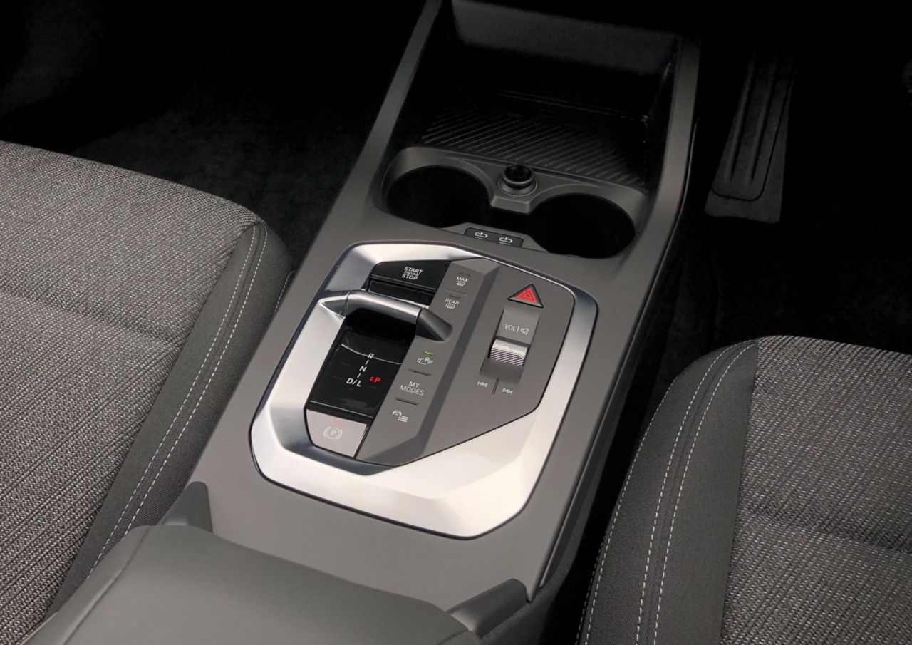 120 Sport Sports Hatch