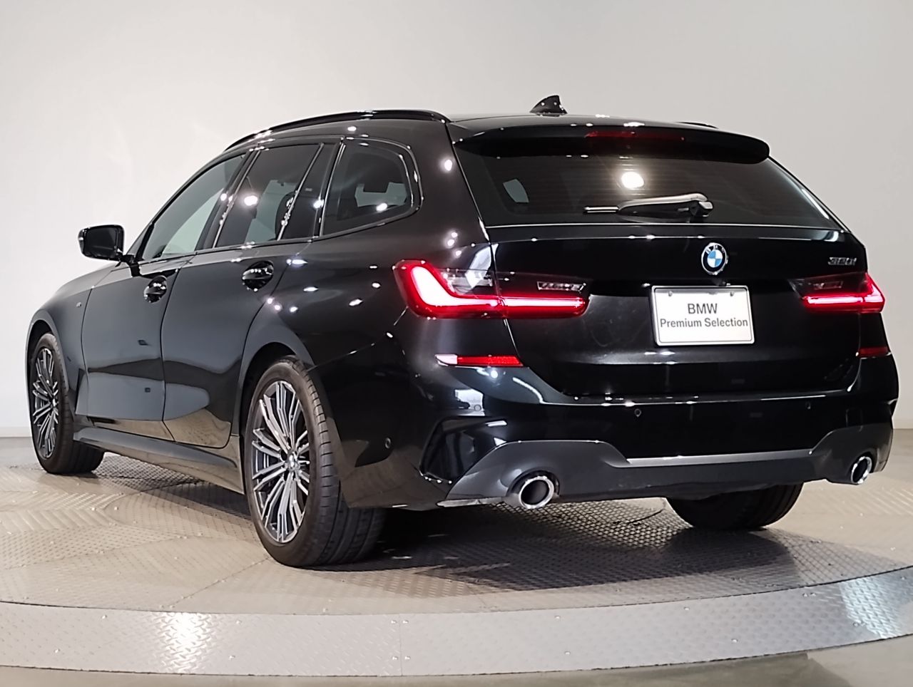 G21 320i RHD