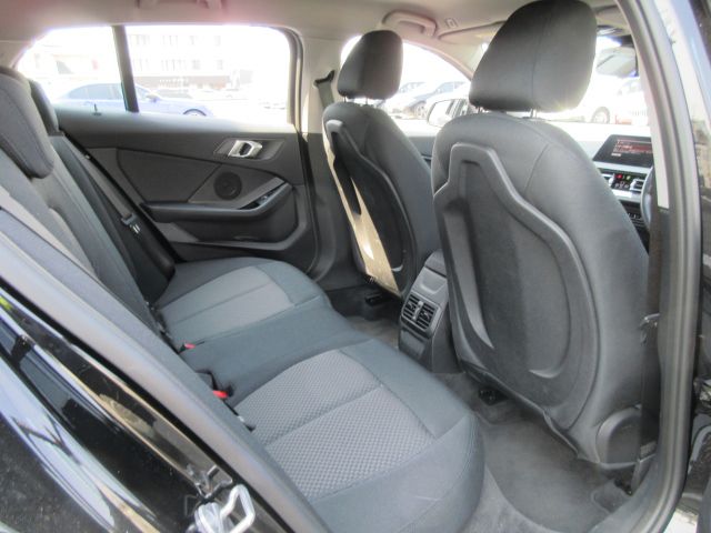 F40 118d Sports Hatch 5-door B47 2.0d