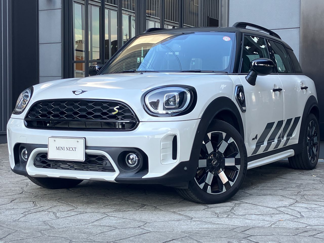 MINI COOPER SE CROSSOVER ALL4 UNTAMED EDITION.