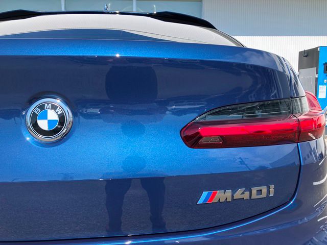 X4 M40i RHD