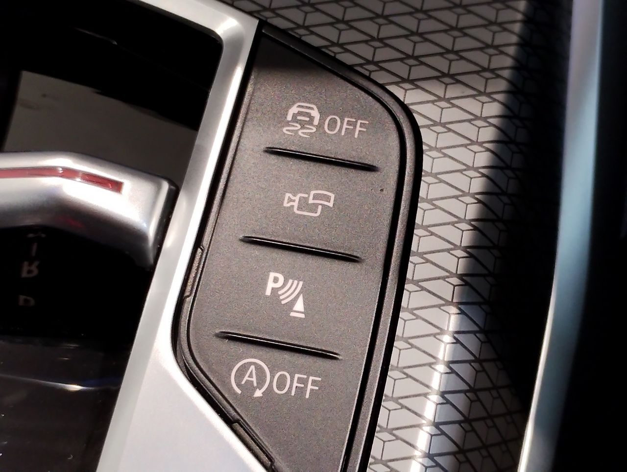 G20 320i Saloon LCI RHD MX