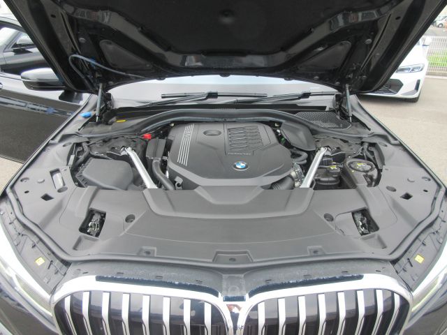 G11 740i Saloon LCI