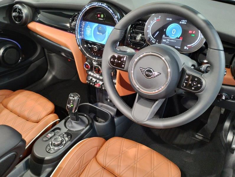 MINI Cooper S Convertible RHD