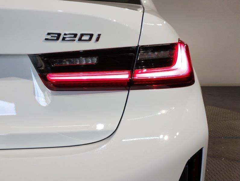 G20 320i Saloon LCI RHD MX