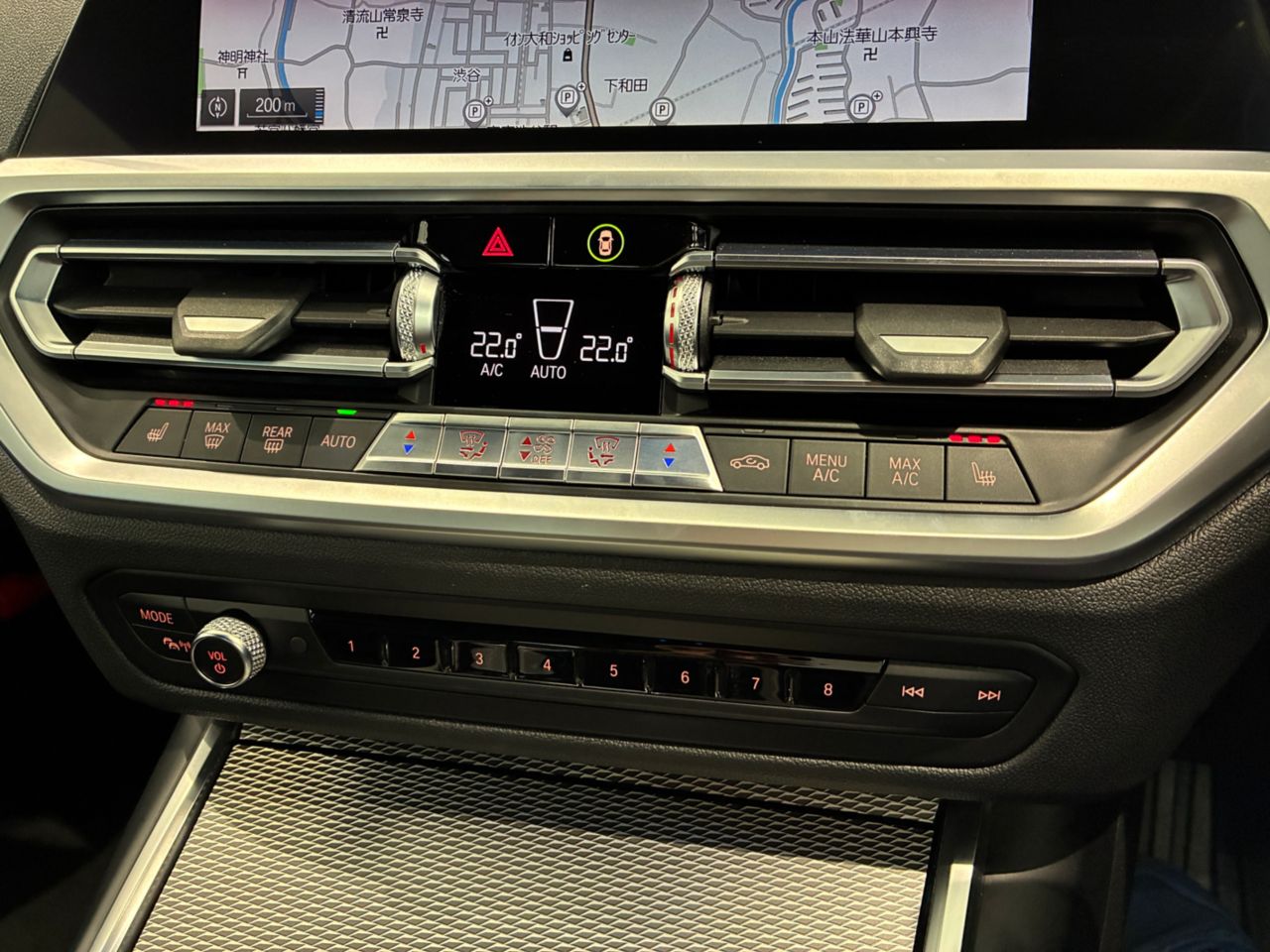 G20 330e Saloon RHD