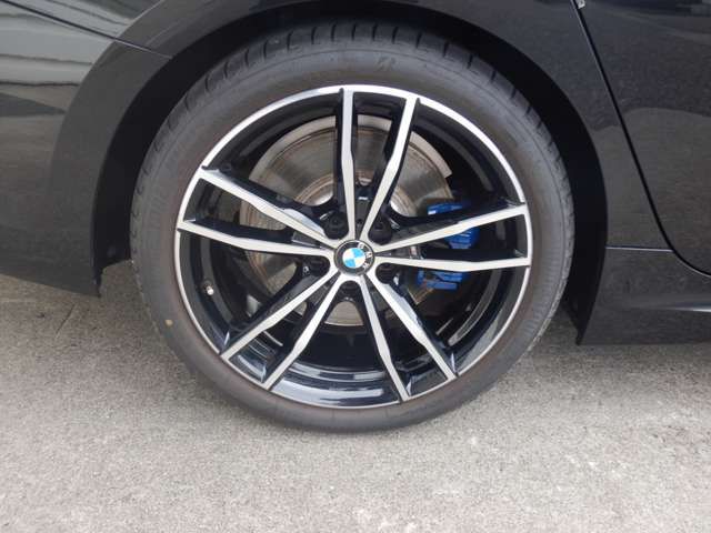 330i Berline RHD