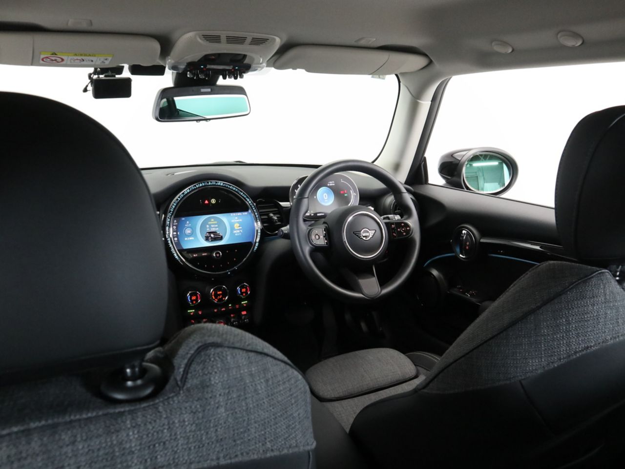 MINI Cooper F56 RHD