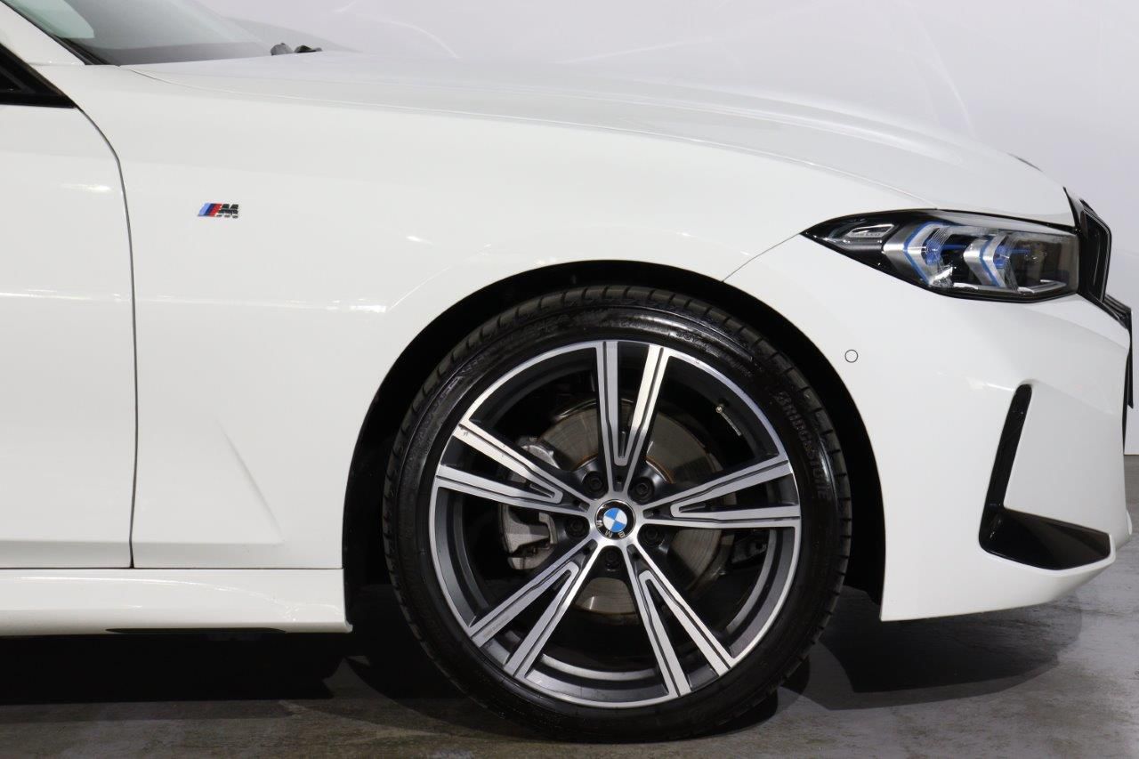 320d xDrive Berline RHD