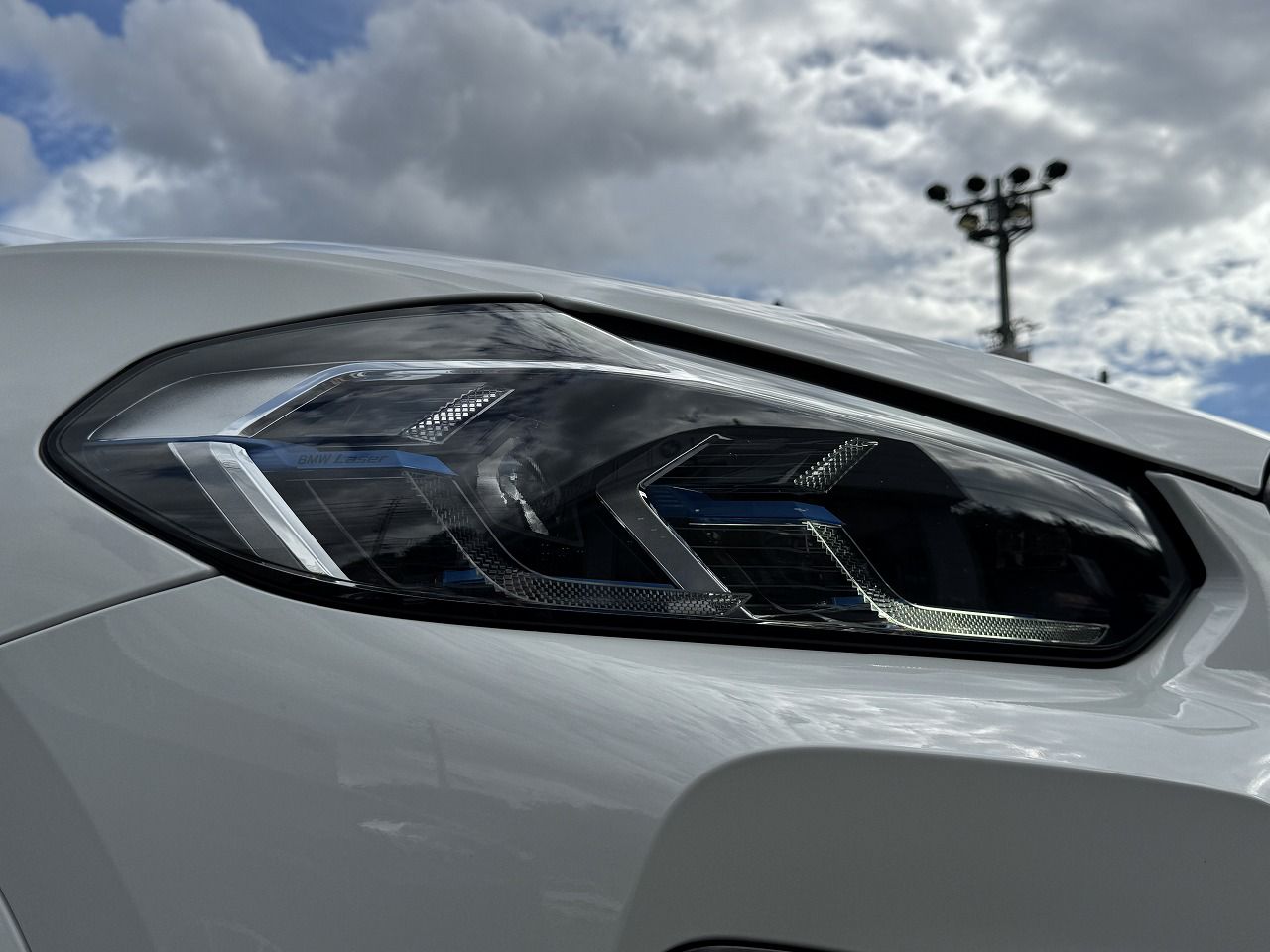 G01 X3 M40d RHD LCI ZA