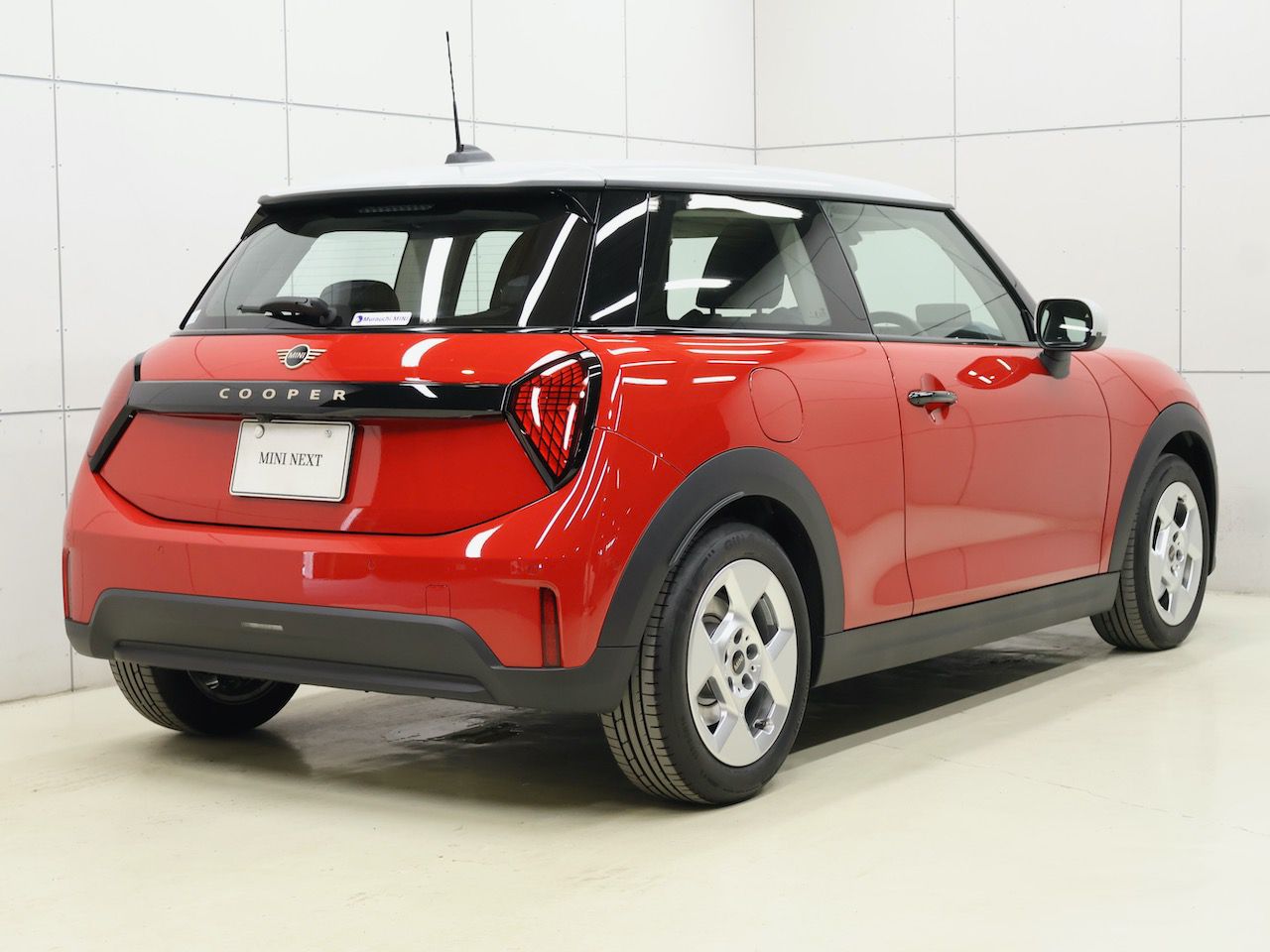 F66 MINI Cooper C 3Dr
