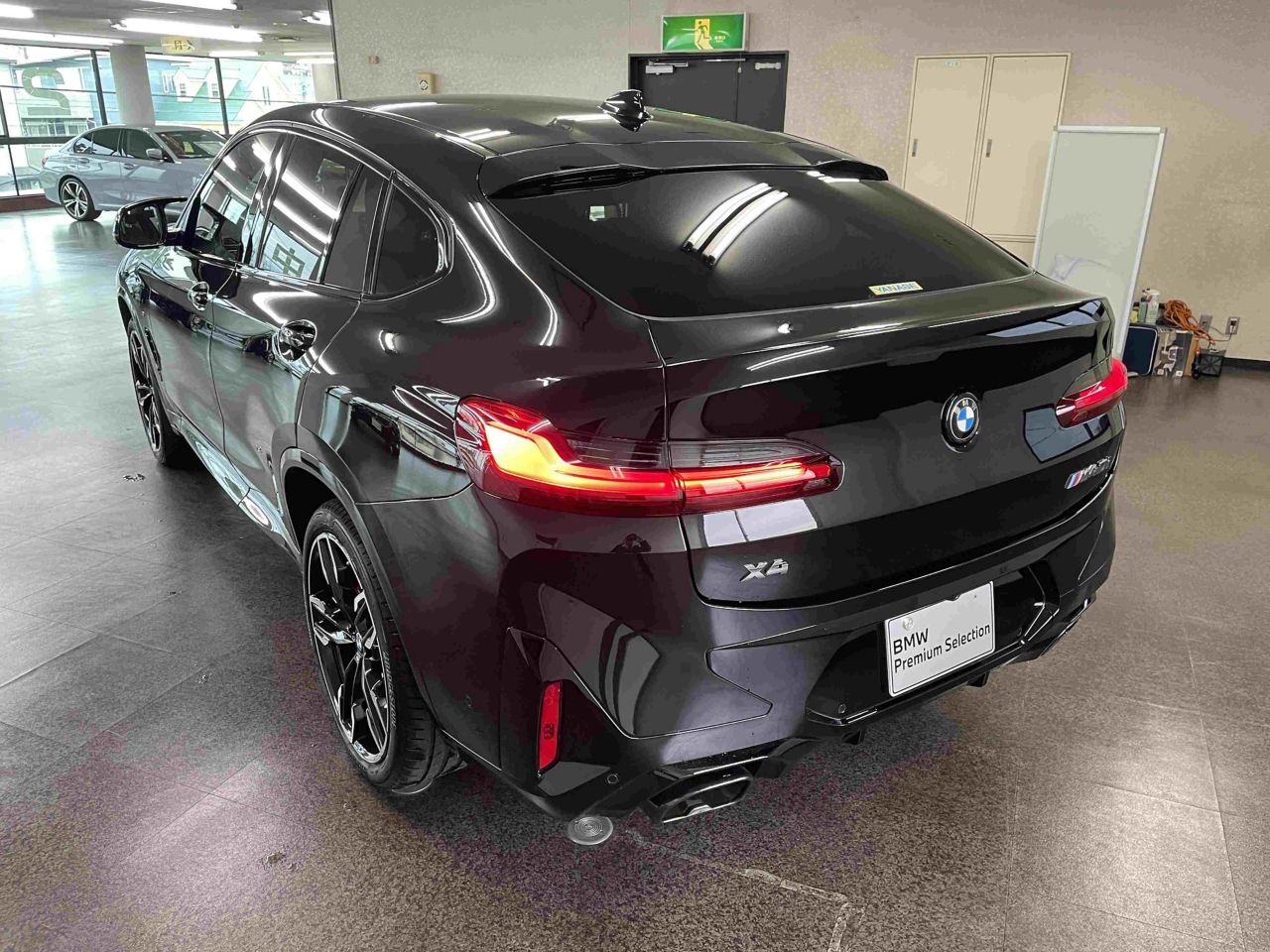 G02 X4 M40i RHD LCI