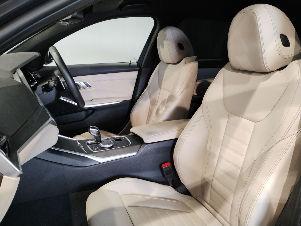 G21 320d xDrive Touring RHD