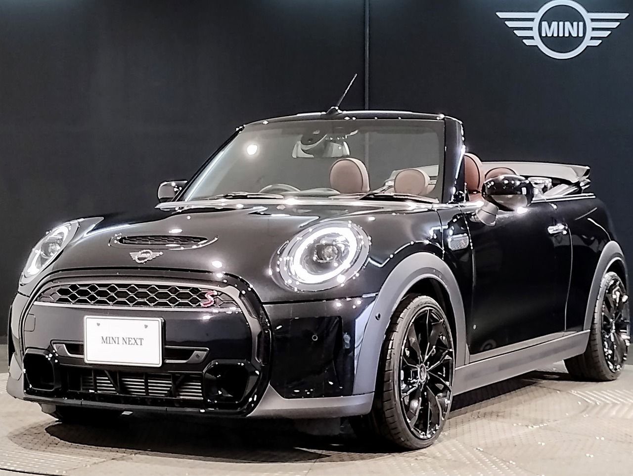 MINI Cooper S Convertible RHD
