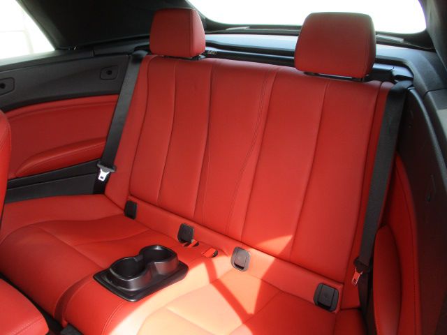 220I CABRIOLET RHD