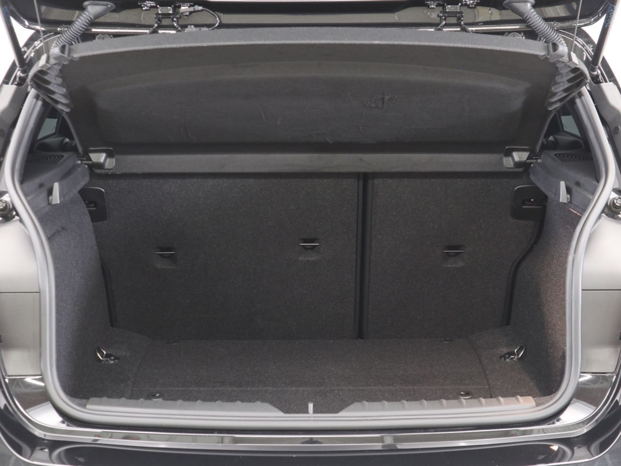 118D 5DOOR RHD