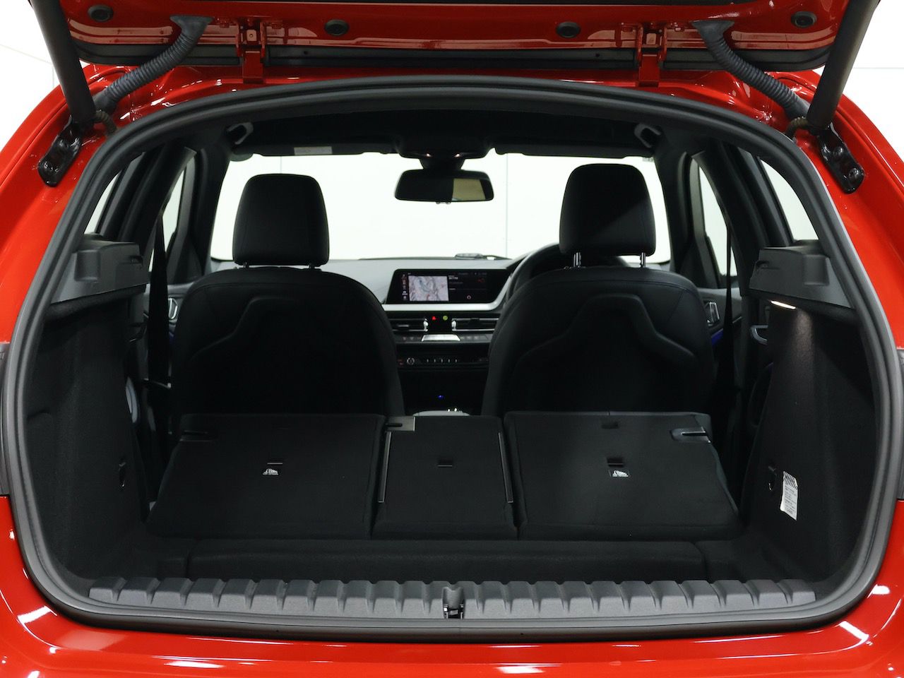 F40 118d Sports Hatch 5-door B47 2.0d