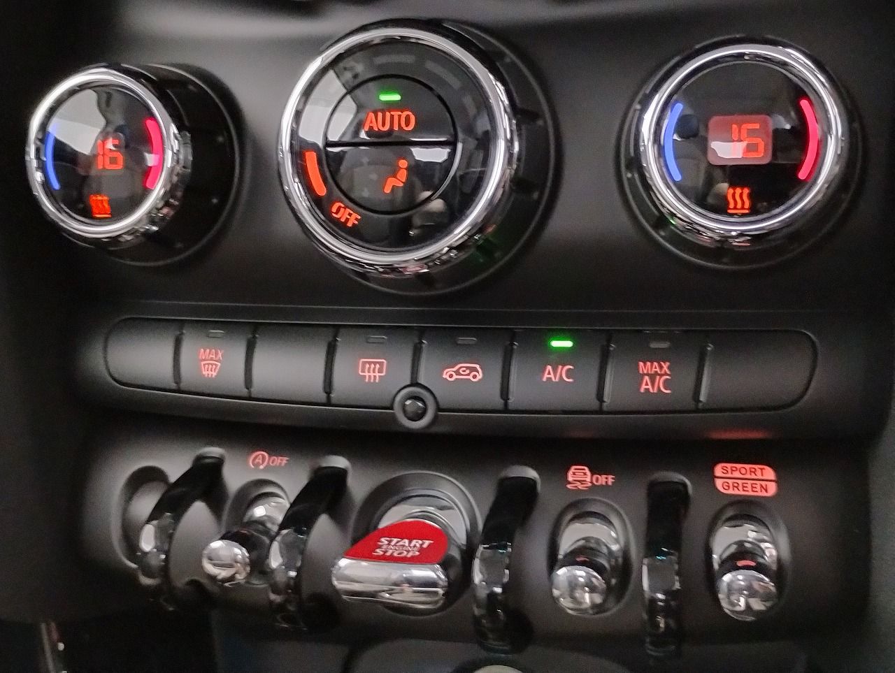 MINI Cooper F56 RHD