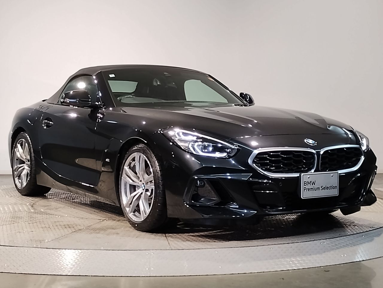 G29 z4 sDrive20i RHD