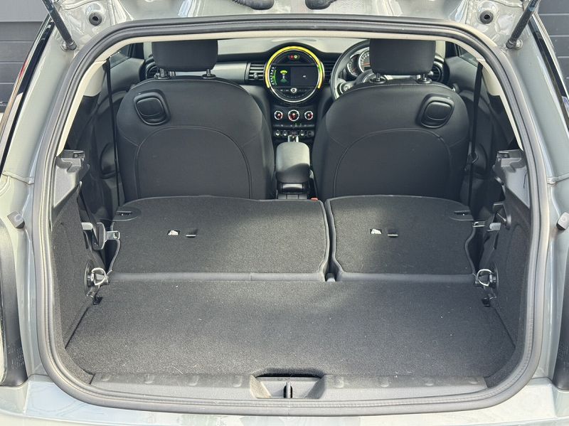 F56 MINI Cooper 3-Door Hatch LCI