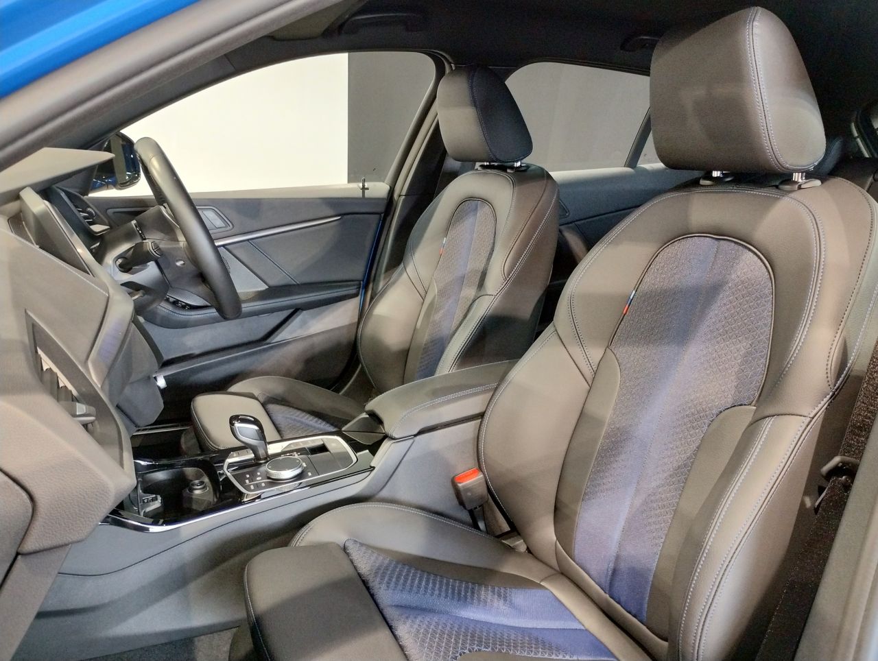 F40 118d Sports Hatch 5-door B47 2.0d