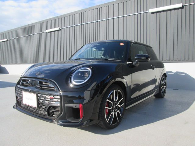 F66 MINI John Cooper Works