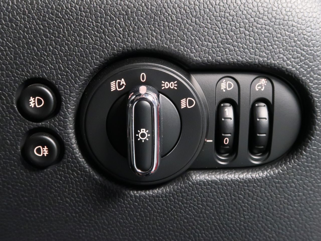 F55 MINI Cooper 5-Door Hatch LCI